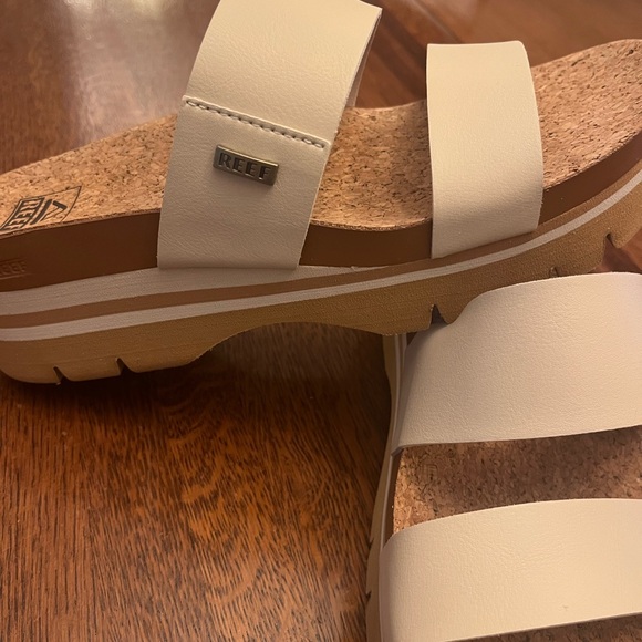 REEF Cushion Vista Higher Vintage Tan size 9 sandals - Picture 4 of 6